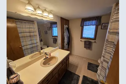 43164 Hillcrest Drive, Sterling Heights, MI 48313 - Photo 16