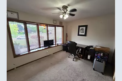 43164 Hillcrest Drive, Sterling Heights, MI 48313 - Photo 18