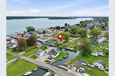 124 N Park Drive, Algonac, MI 48001 - Photo 2