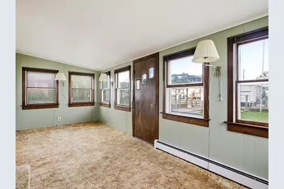 124 N Park Drive, Algonac, MI 48001 - Photo 10