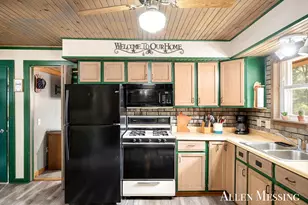 543 Pettibone Dr, Bitely, MI 49309 - Photo 6
