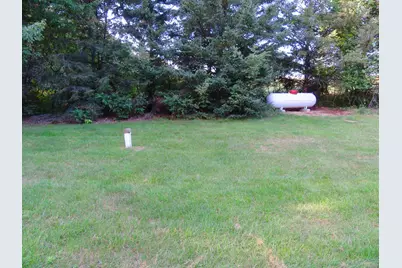 9560 N Meridian Road, Pleasant Lake, MI 49272 - Photo 10