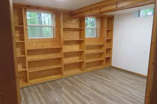 9560 N Meridian Rd, Pleasant Lake, MI 49272 - Photo 36