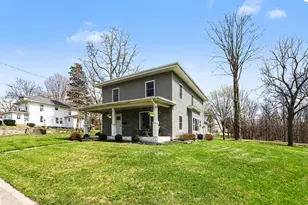 454 E Chicago St, Jonesville, MI 49250 - Photo 1