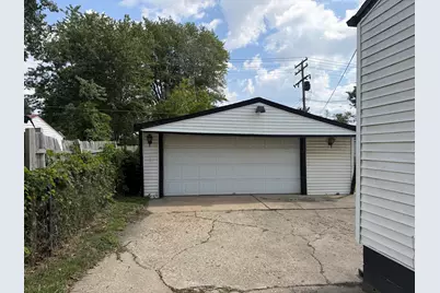 22458 Hillock Avenue, Warren, MI 48089 - Photo 2