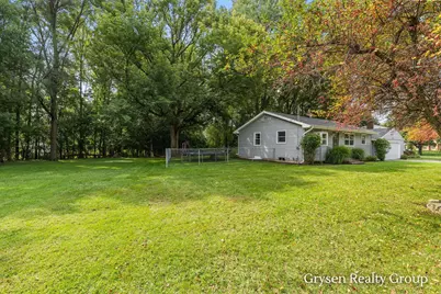 2034 Acton Road NW, Grand Rapids, MI 49504 - Photo 4