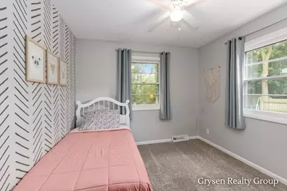 2034 Acton Road NW, Grand Rapids, MI 49504 - Photo 16
