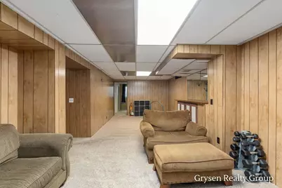 2034 Acton Road NW, Grand Rapids, MI 49504 - Photo 18