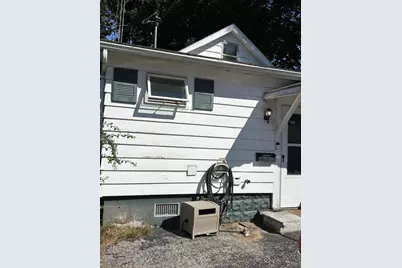 808 Anderson Street, Ludington, MI 49431 - Photo 32