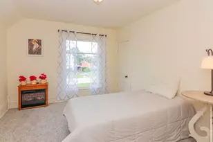 102 Pine St, Paw Paw, MI 49079 - Photo 14