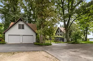6529 Edgewater Dr, Honor, MI 49640 - Photo 60