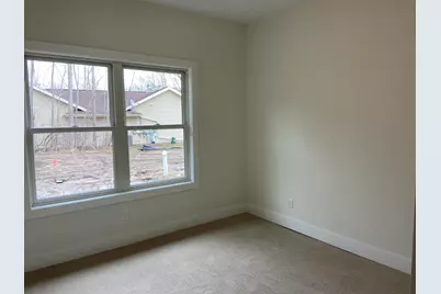 723 Violet Way, Saint Joseph, MI 49085 - Photo 18