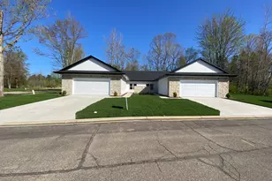 723 Violet Wy, Saint Joseph, MI 49085 - Photo 1
