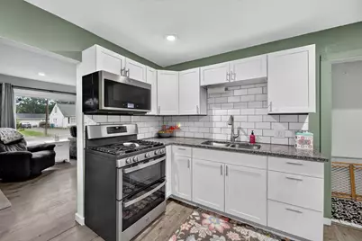 71 N Mason Avenue N, Battle Creek, MI 49037 - Photo 10