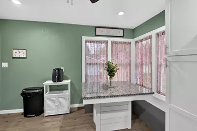 71 N Mason Avenue, Battle Creek, MI 49037 - Photo 8