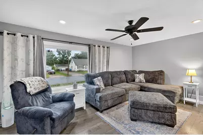 71 N Mason Avenue N, Battle Creek, MI 49037 - Photo 4