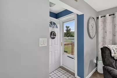 71 N Mason Avenue, Battle Creek, MI 49037 - Photo 4