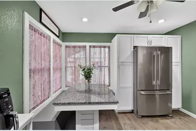 71 N Mason Avenue N, Battle Creek, MI 49037 - Photo 8