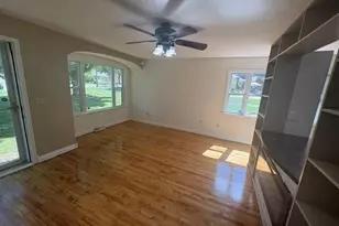 5910 Orchard Ct, Lansing, MI 48911 - Photo 14