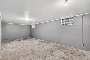 2128 Hoyt St, Muskegon Heights, MI 49444 - Photo 24