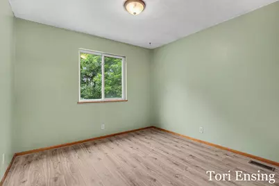 326 N Mills Street, Greenville, MI 48838 - Photo 16