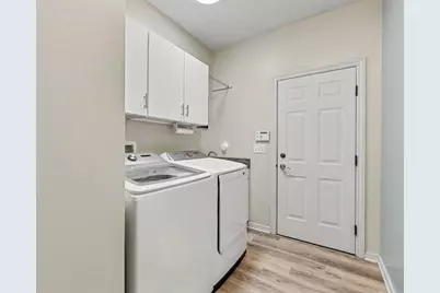 1172 Lexington Boulevard, Jackson, MI 49201 - Photo 8