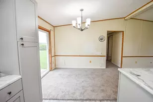 8820 S Lake Pleasant Rd, Hillsdale, MI 49242 - Photo 16
