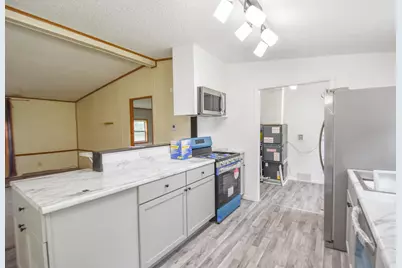 8820 S Lake Pleasant Road, Hillsdale, MI 49242 - Photo 12