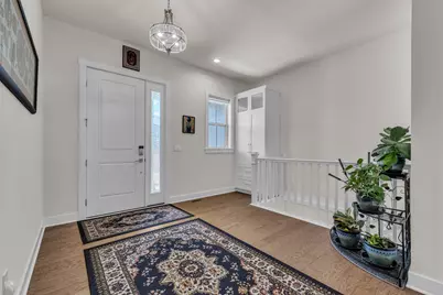 628 Pine Circle, Ann Arbor, MI 48105 - Photo 4