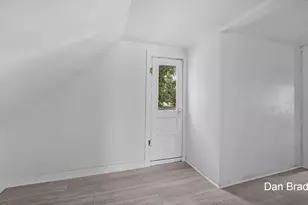 742 Myrtle St NW, Grand Rapids, MI 49504 - Photo 12