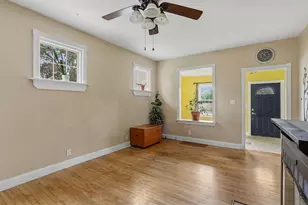 1982 Fairplain Ave, Benton Harbor, MI 49022 - Photo 8