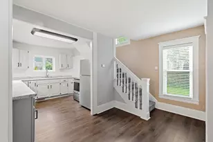 110 N Pearl St, Vicksburg, MI 49097 - Photo 6