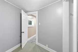 110 N Pearl St, Vicksburg, MI 49097 - Photo 28
