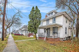 209 E Mt Hope Ave, Lansing, MI 48910 - Photo 4