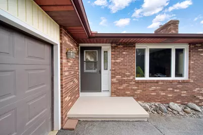 1829 N Sandstone Road, Jackson, MI 49201 - Photo 2