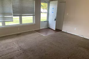 16790 Bell Ave, Eastpointe, MI 48021 - Photo 4