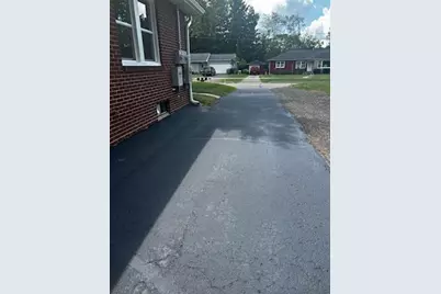 708 Upton Avenue, Springfield, MI 49037 - Photo 24