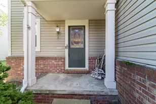 7572 Dover Dr, Ypsilanti, MI 48197 - Photo 4