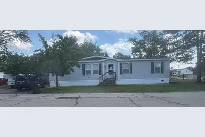 7061 W Bickett Boulevard, Lansing, MI 48911 - Photo 2