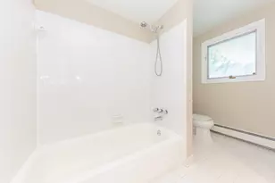 42021 Banbury Ct, Northville, MI 48168 - Photo 32