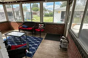 2728 Pinetree Dr, Trenton, MI 48183 - Photo 24