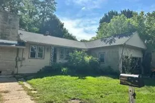 5 Randolph St, Bangor, MI 49013 - Photo 1