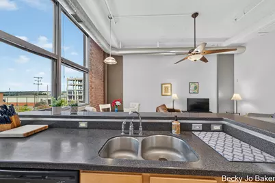 930 Washington Avenue #3M, Muskegon, MI 49441 - Photo 12
