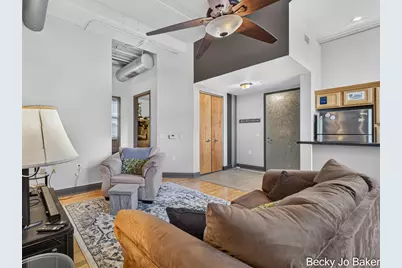 930 Washington Avenue #3M, Muskegon, MI 49441 - Photo 16