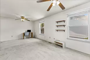 21691 Hidden Rivers Dr N, Southfield, MI 48075 - Photo 30