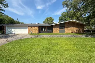 820 Iroquois Trail, Niles, MI 49120 - Photo 2