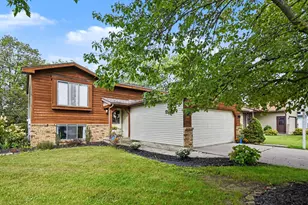 5083 Pillar Creek Ave SE, Kentwood, MI 49508 - Photo 4