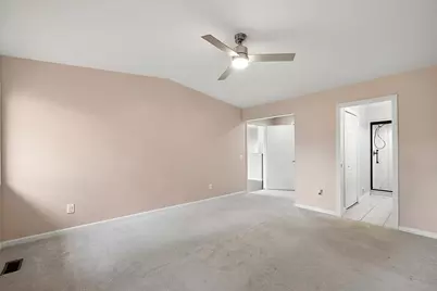35052 Meadow Lane, Farmington Hills, MI 48335 - Photo 22