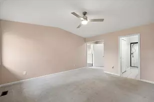 35052 Meadow Ln, Farmington Hills, MI 48335 - Photo 22