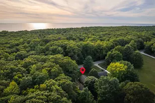 2016 Scenic Dr, Muskegon, MI 49445 - Photo 2